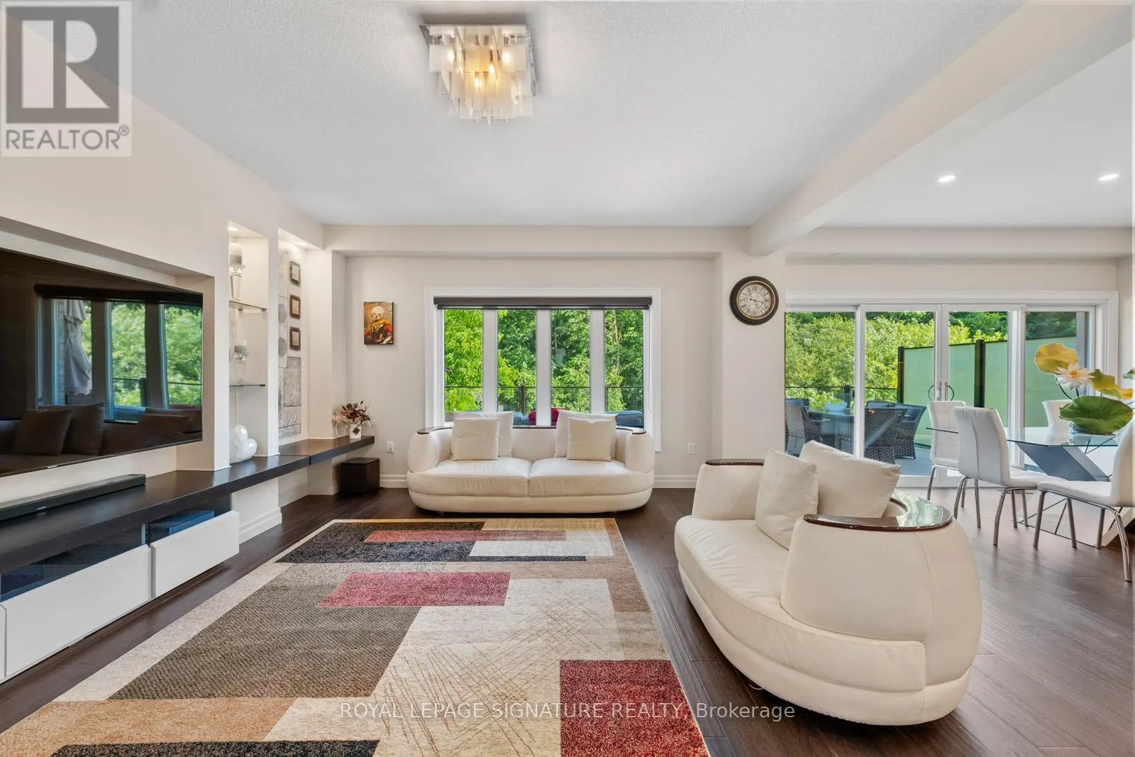 704 ROBERT FERRIE DRIVE