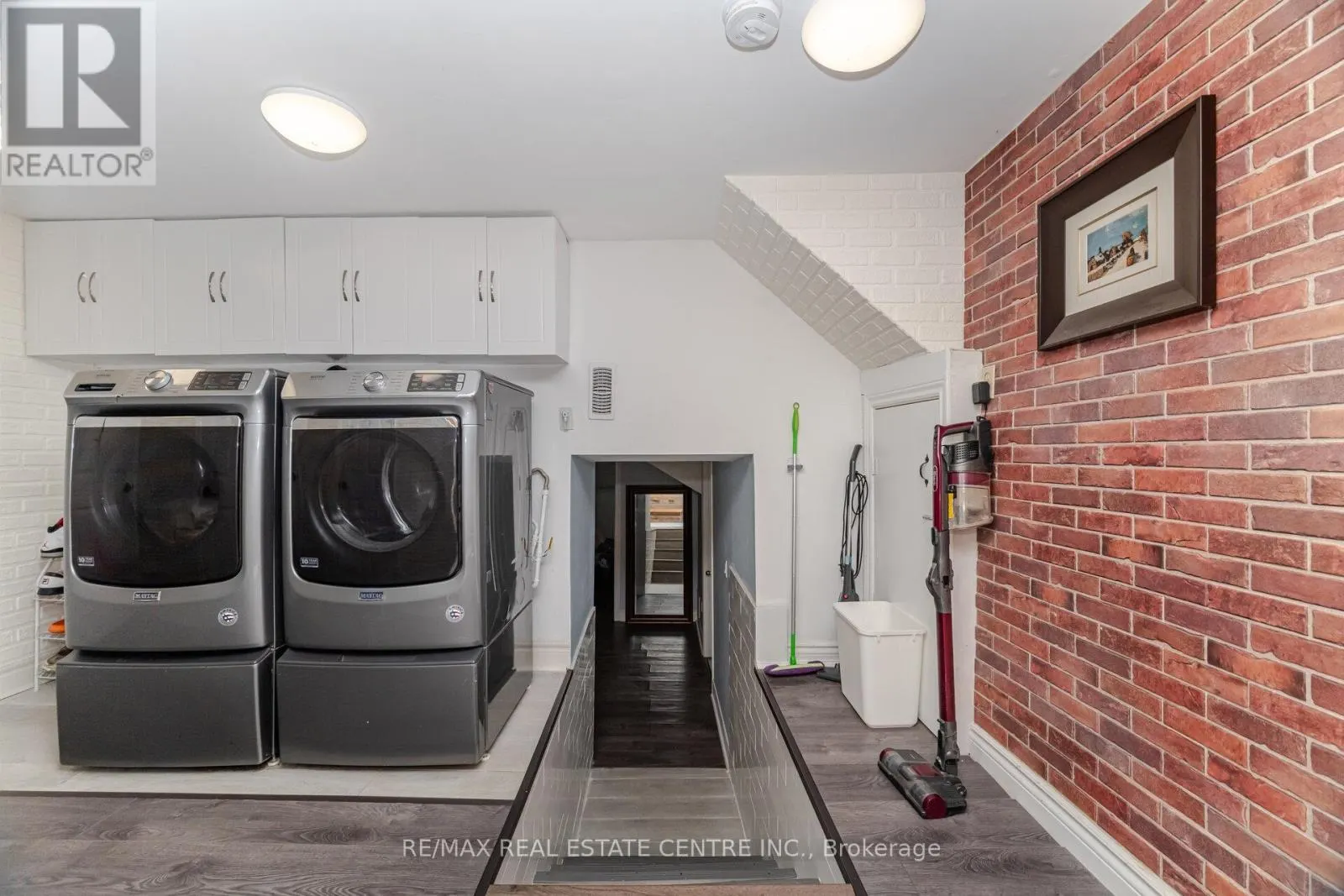 91 E 44TH STREET