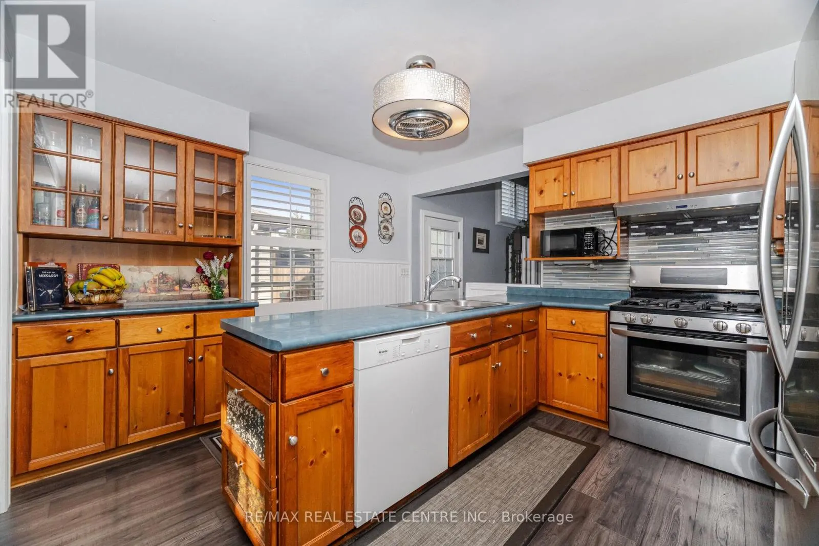 91 E 44TH STREET