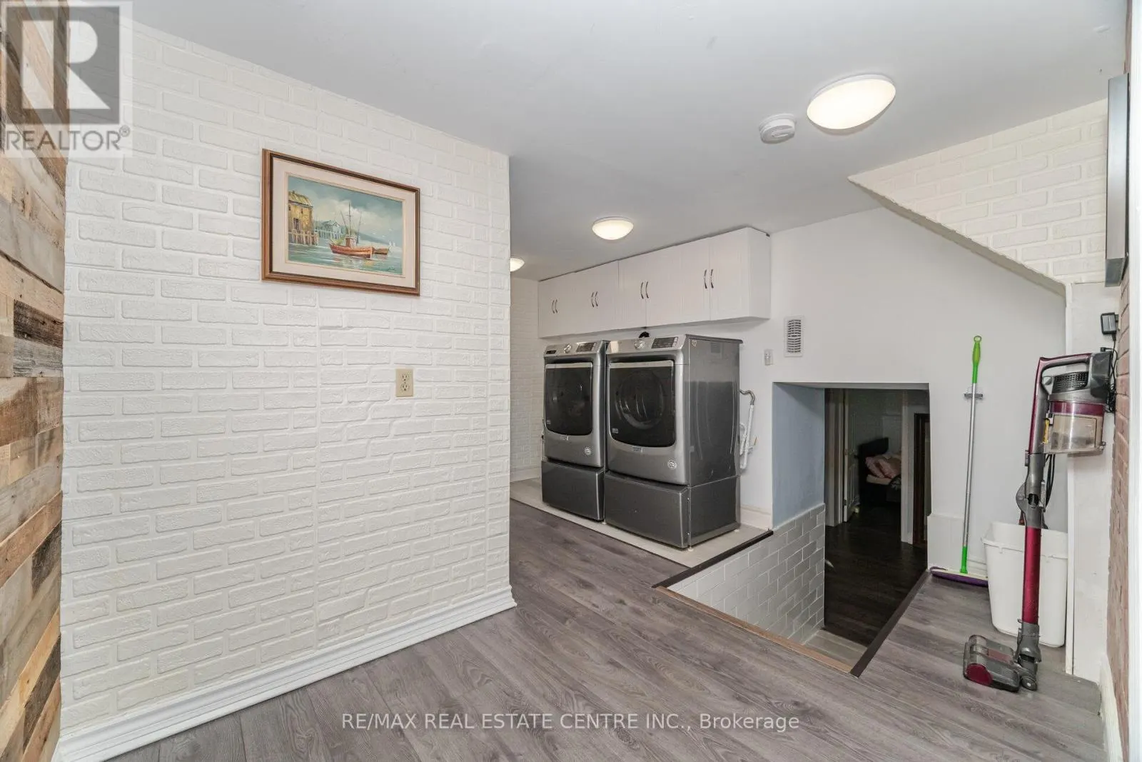 91 E 44TH STREET