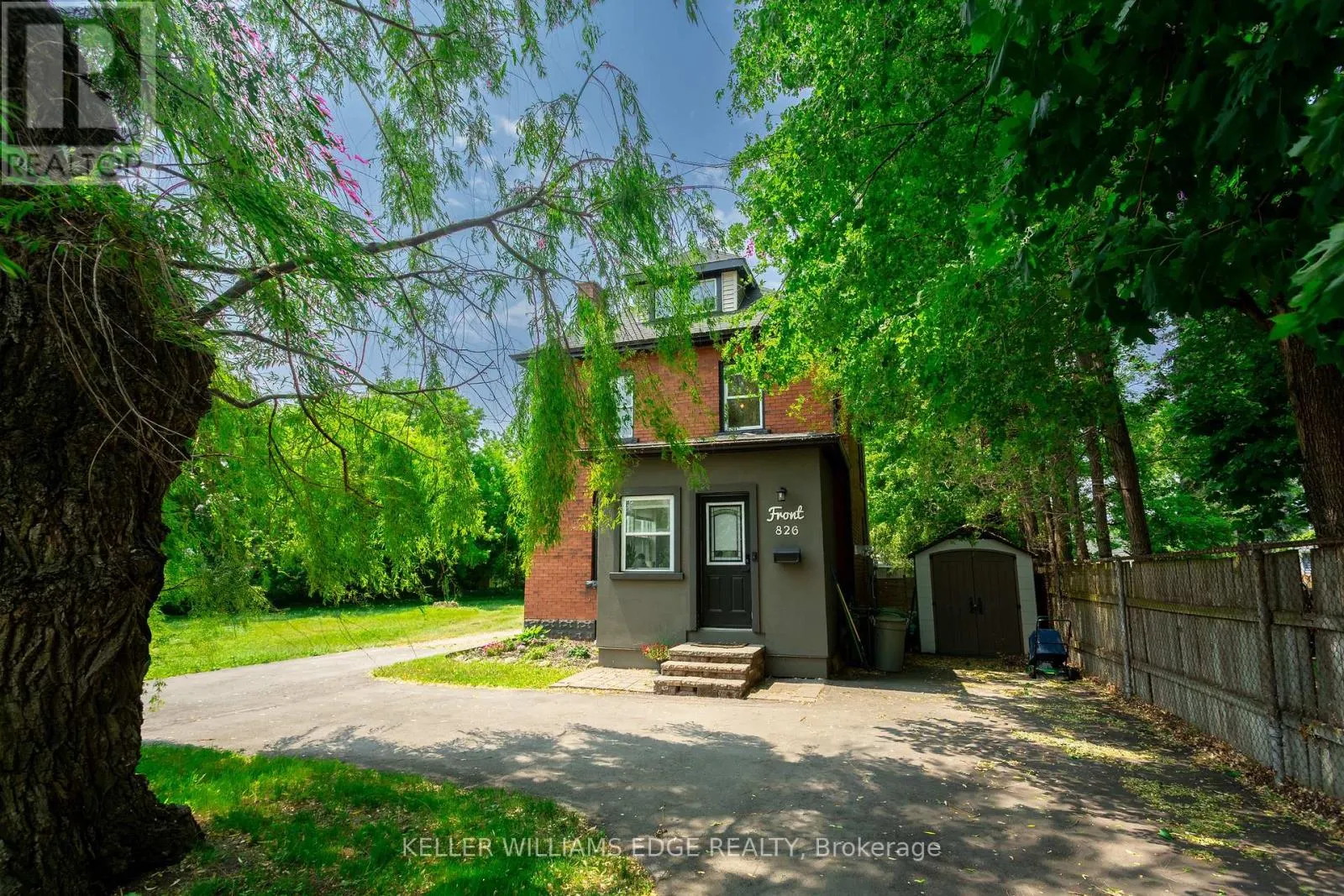 826 BEACH BOULEVARD