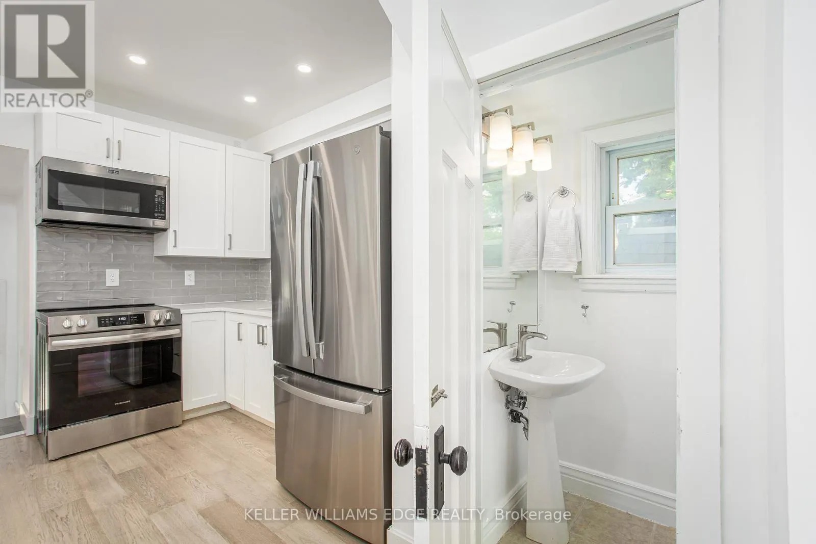 826 BEACH BOULEVARD