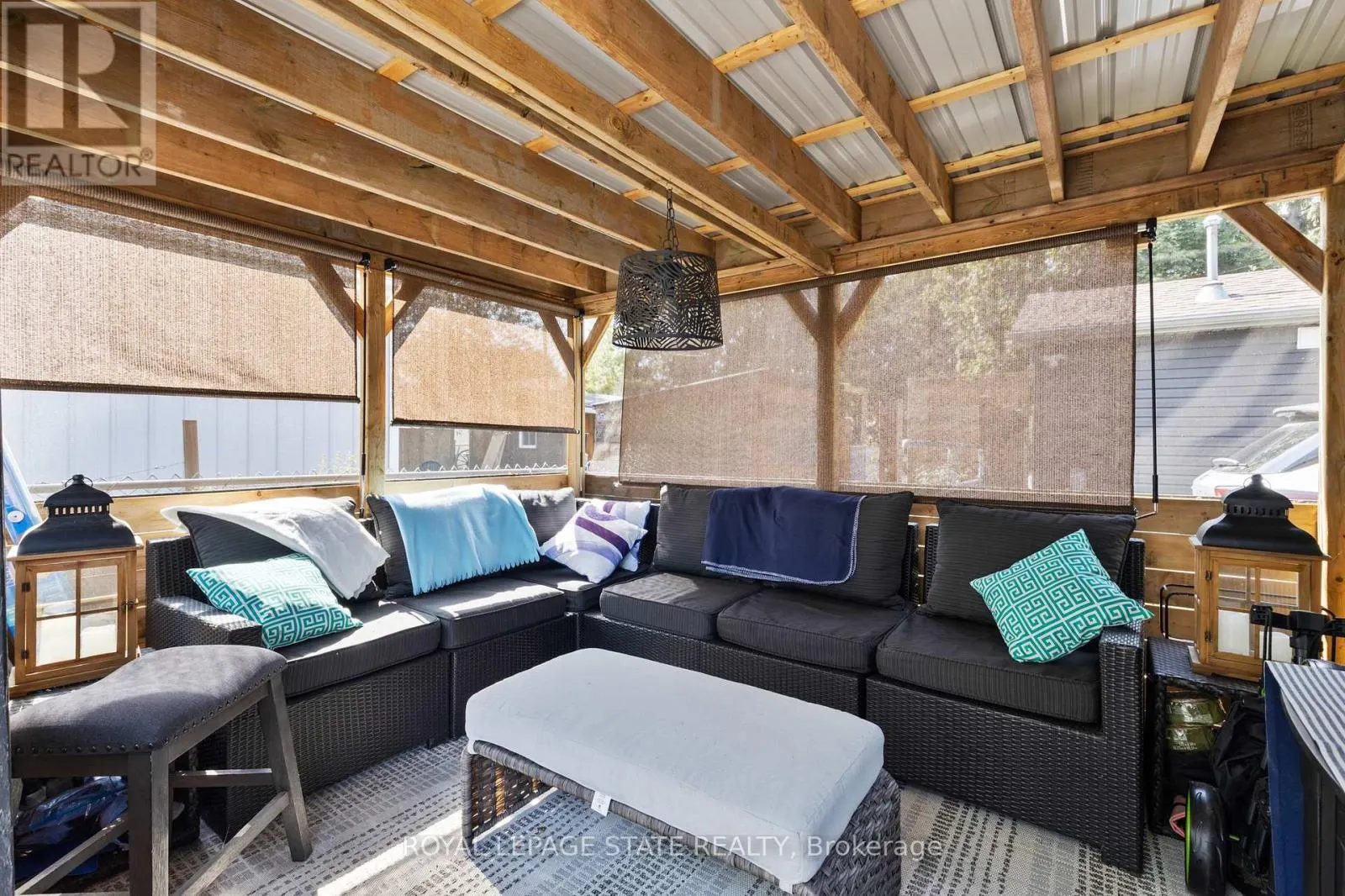 34 PANSY AVENUE