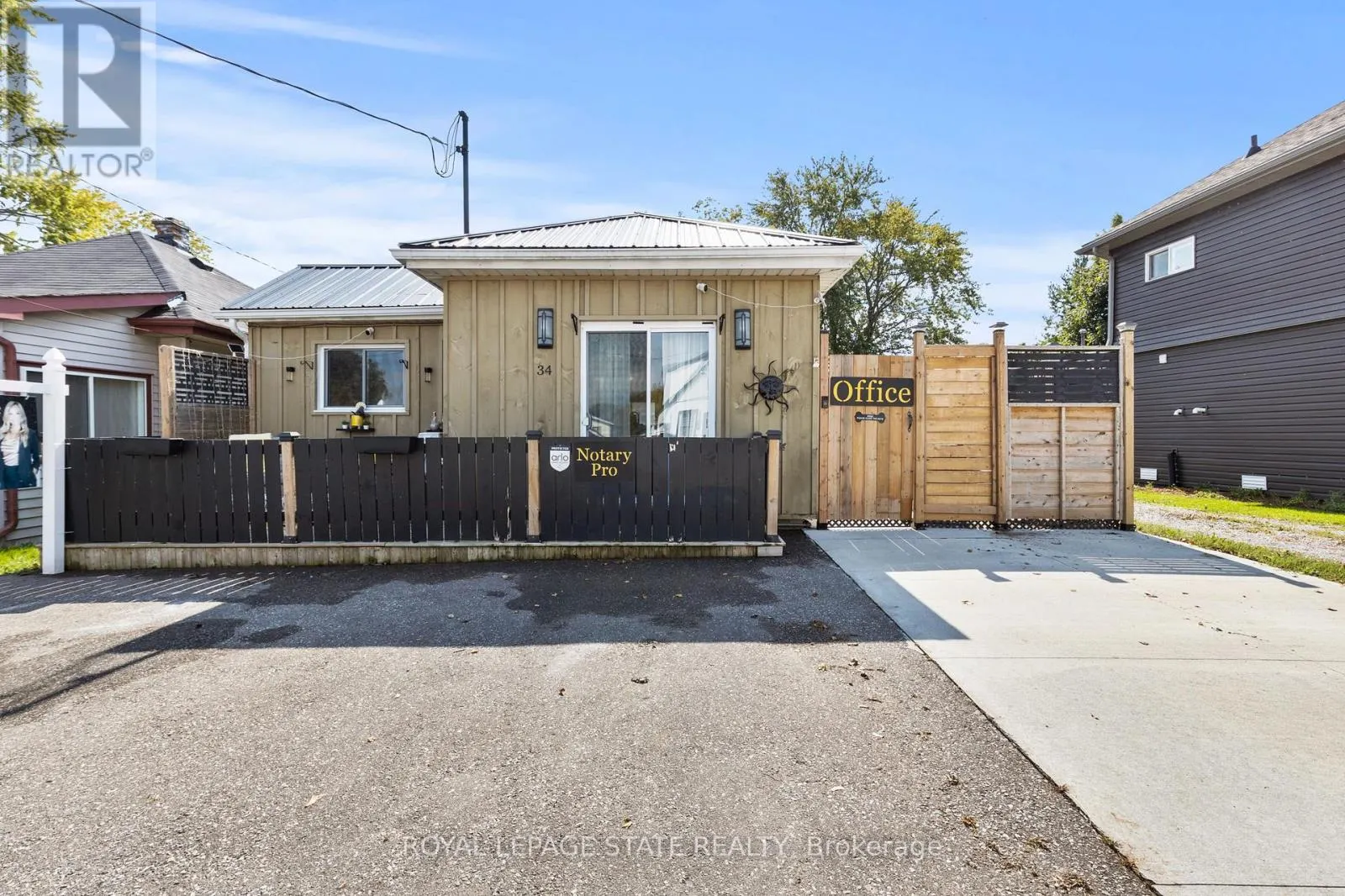34 PANSY AVENUE
