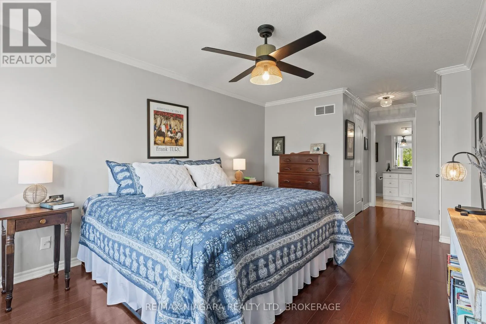 42 ROSE GLEN CRESCENT