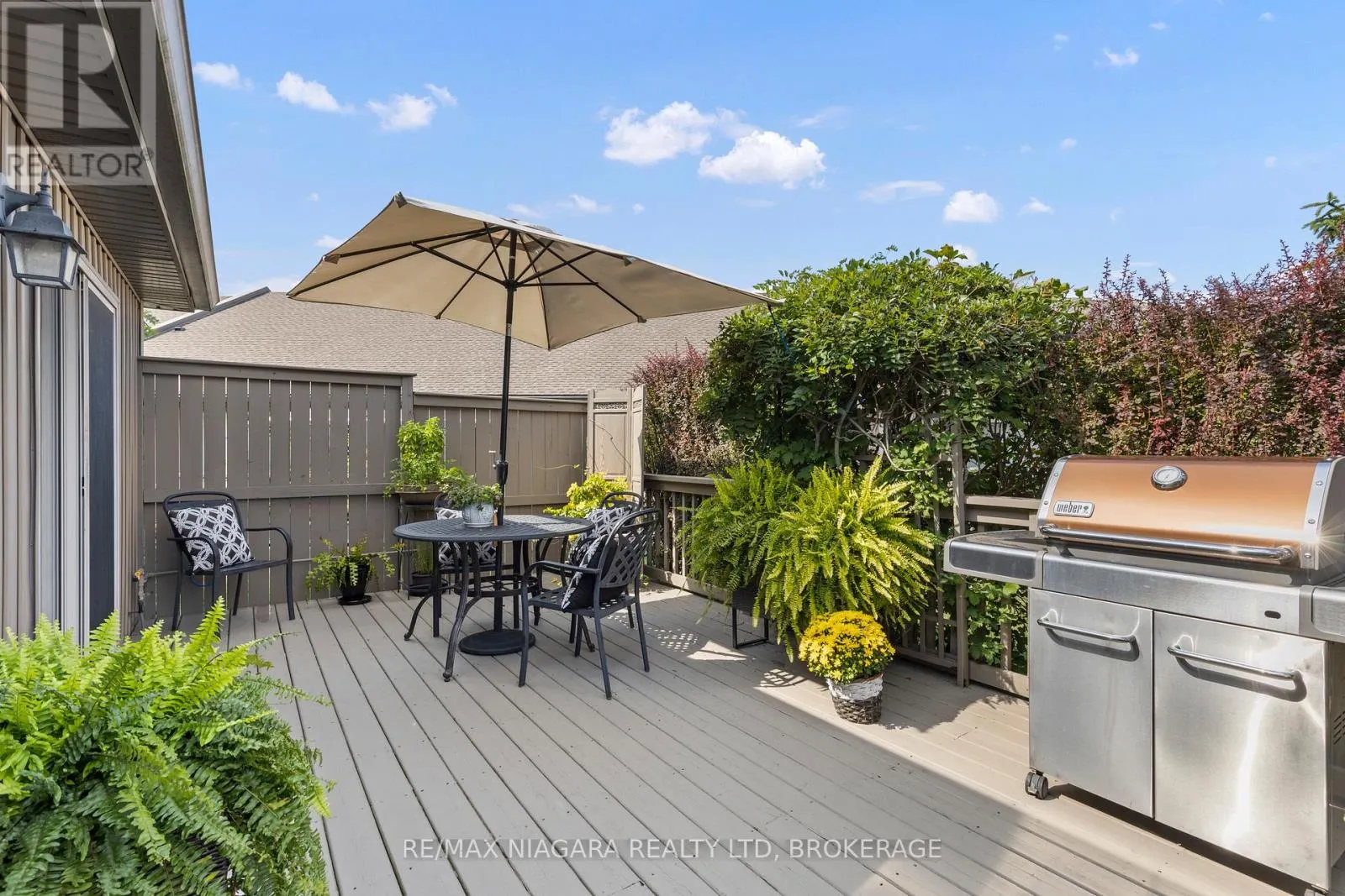 42 ROSE GLEN CRESCENT