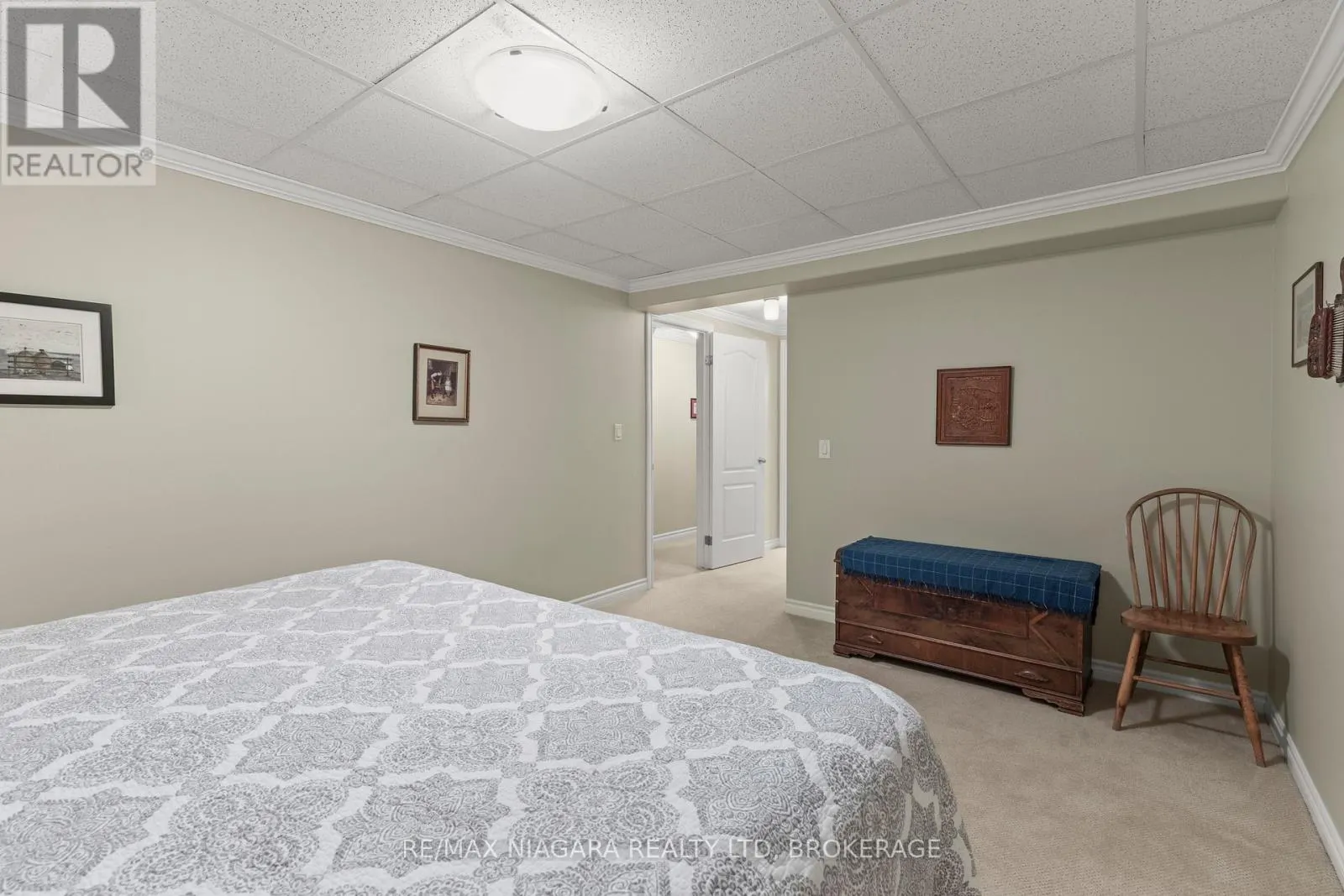 42 ROSE GLEN CRESCENT