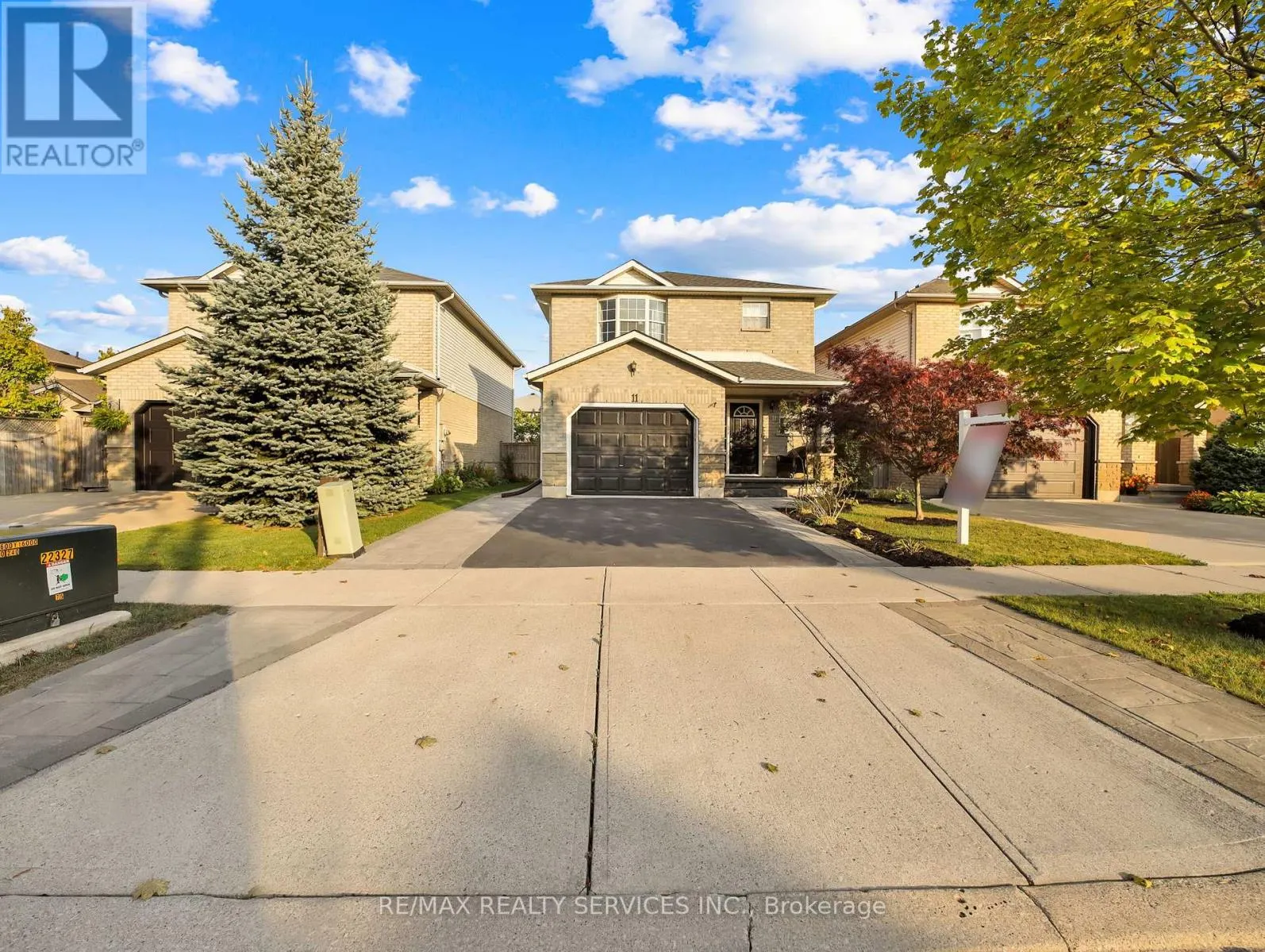 11 WILLOWRIDGE WAY