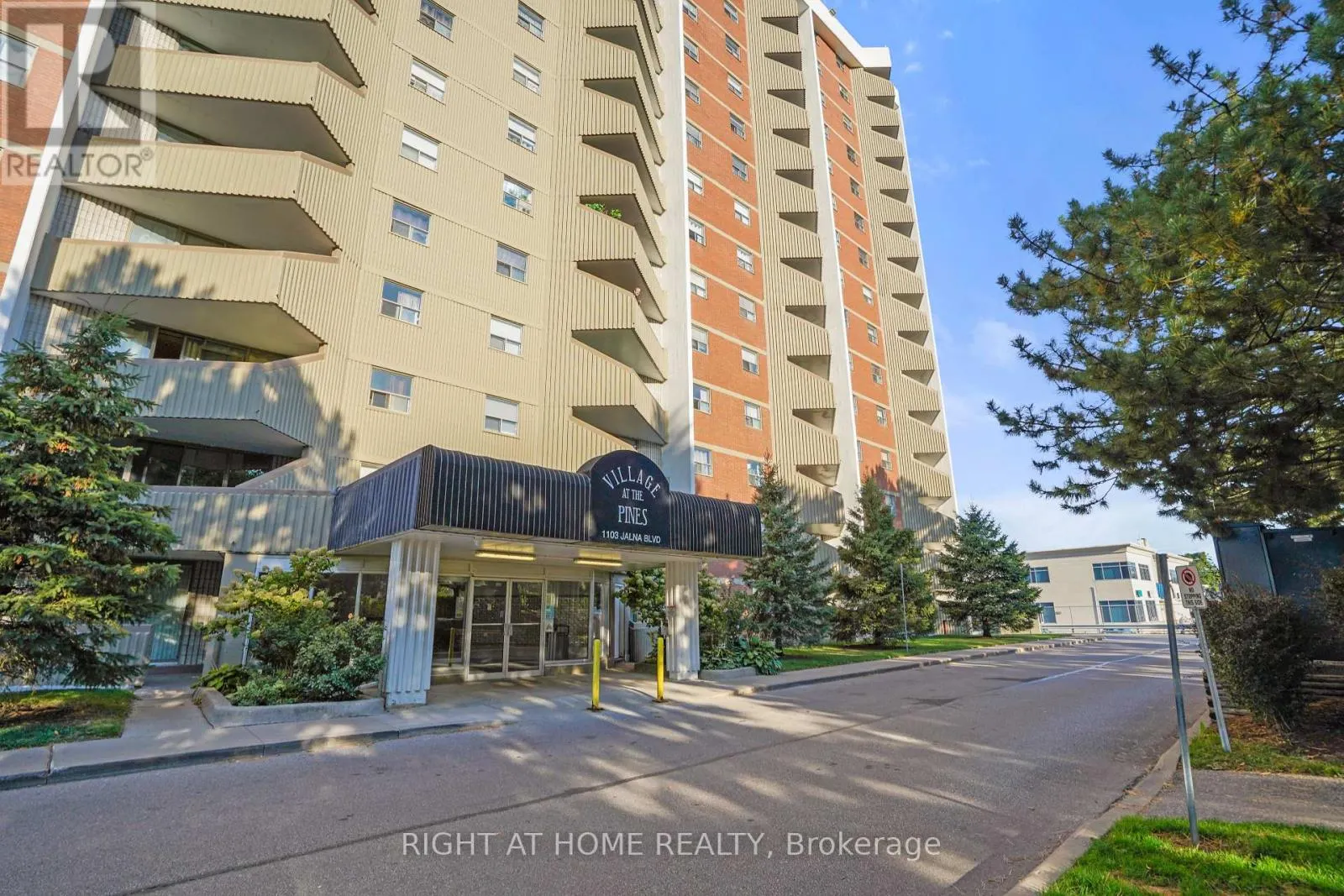 1609 - 1103 JALNA BOULEVARD