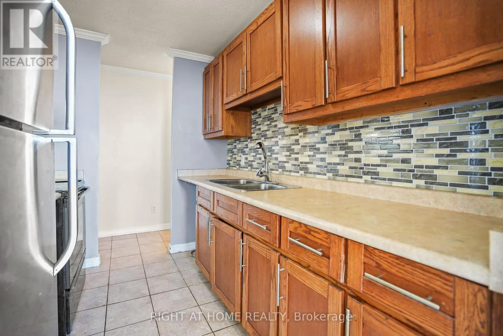 1609 - 1103 JALNA BOULEVARD