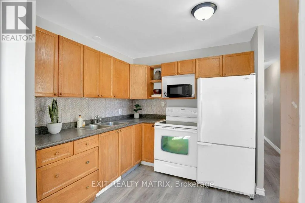 8930 LYNWOOD PARK PRIVATE