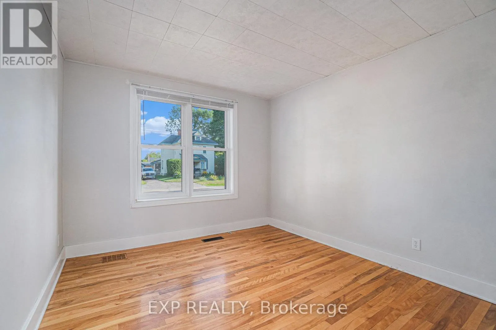 428 FIRST AVENUE