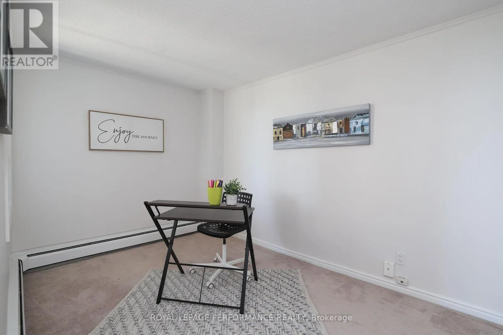 1002 - 1171 AMBLESIDE DRIVE