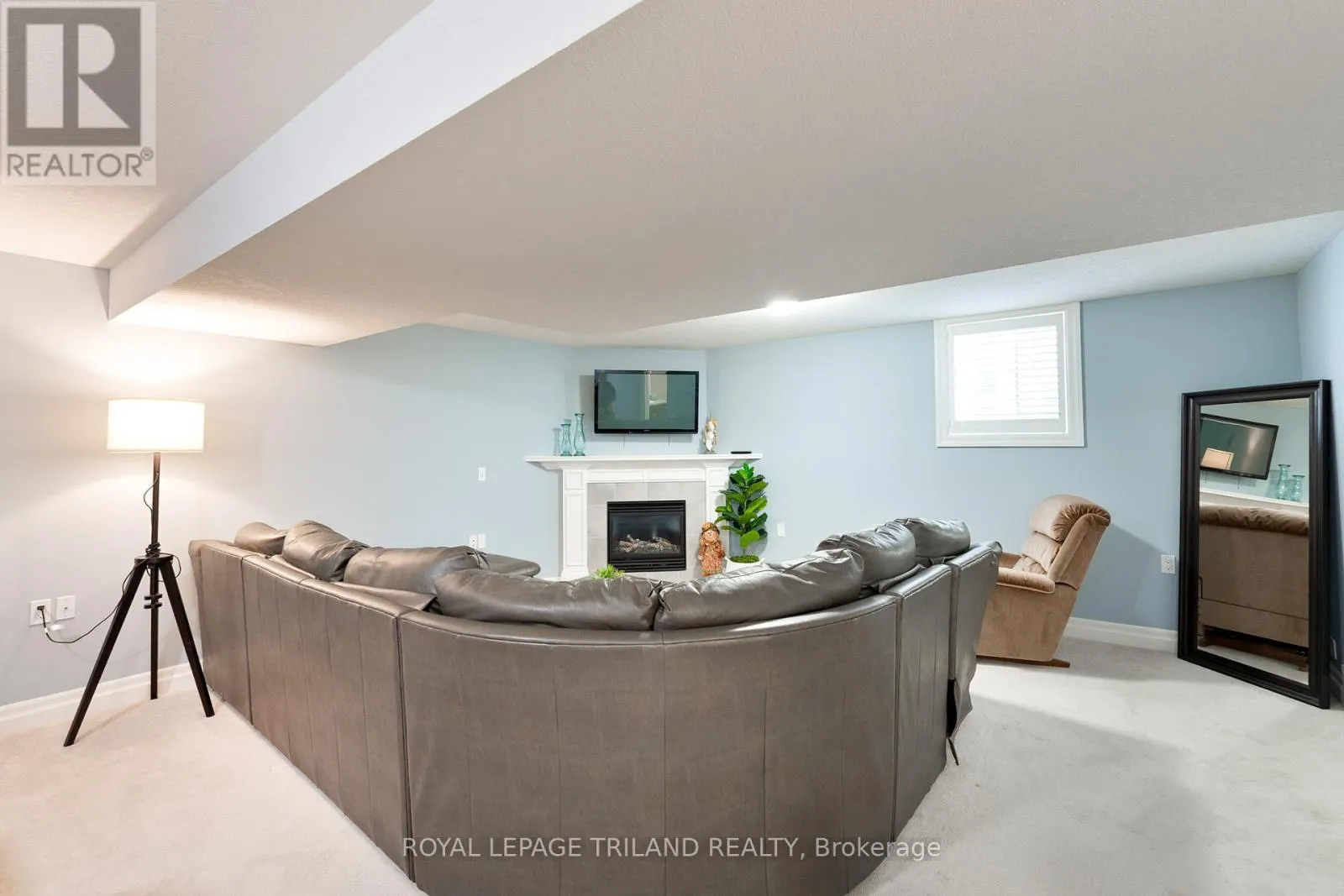 46 - 2295 KAINS ROAD, #46
