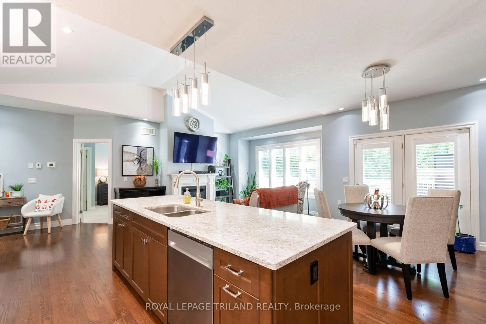 46 - 2295 KAINS ROAD, #46