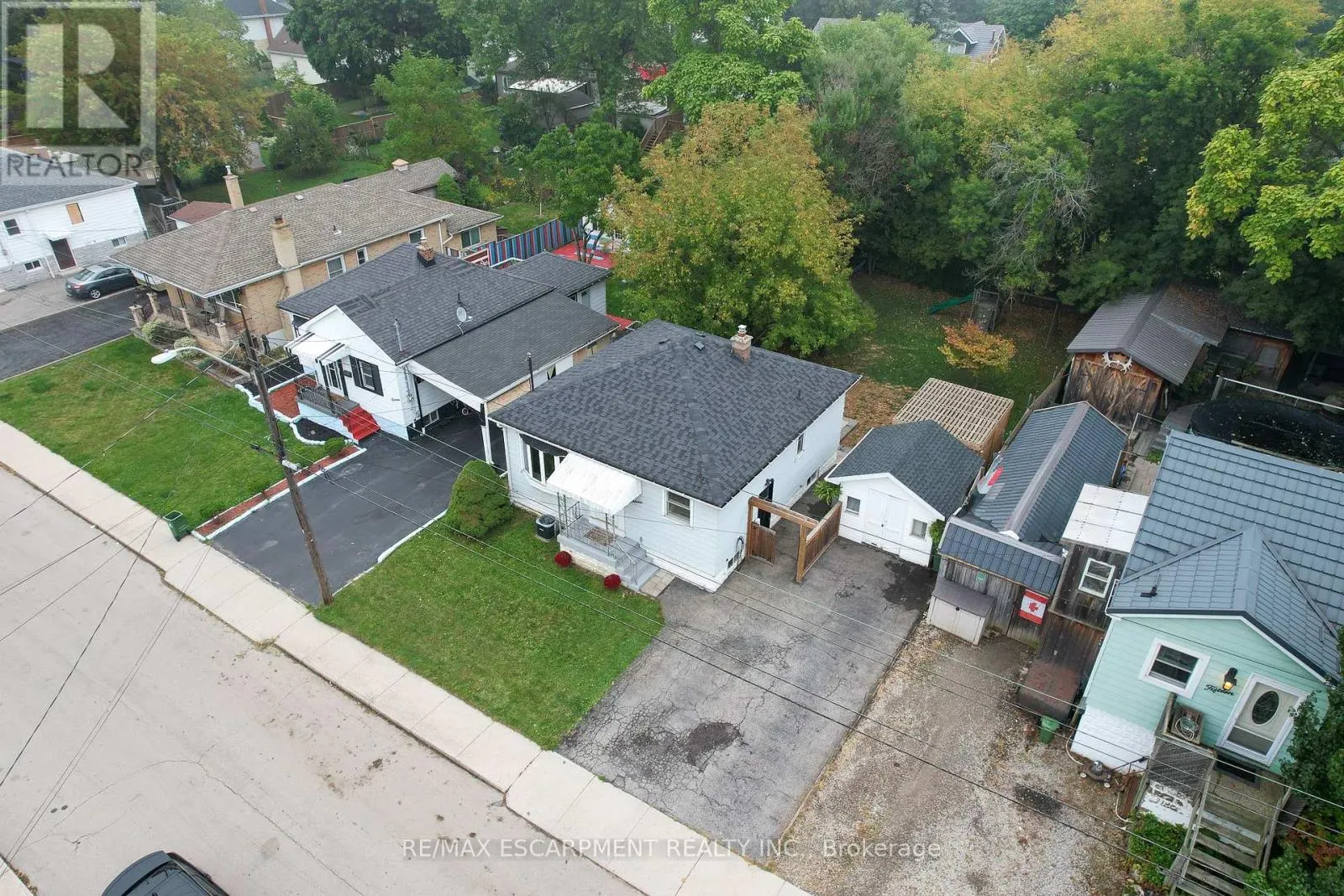 13 DAVID AVENUE