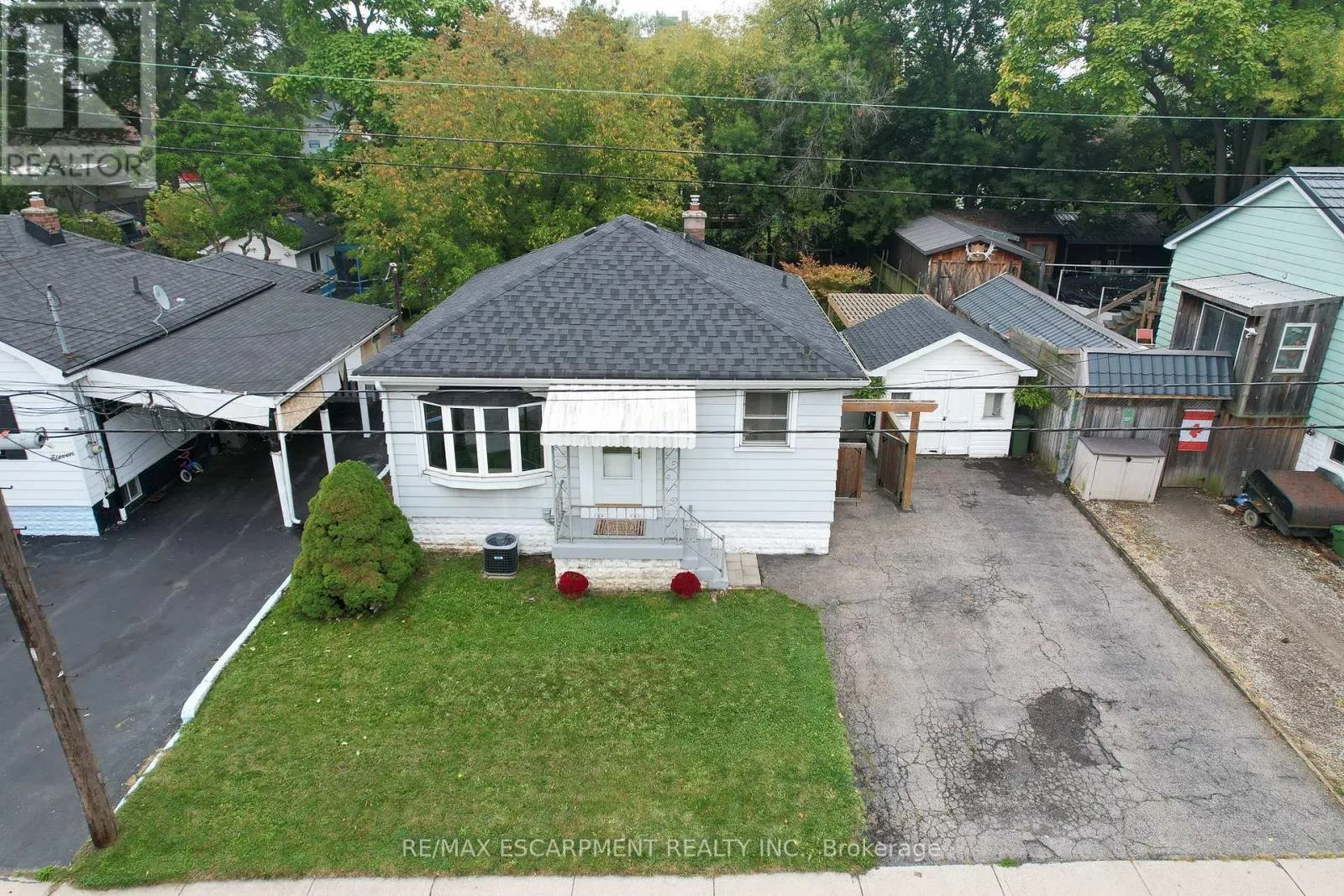 13 DAVID AVENUE