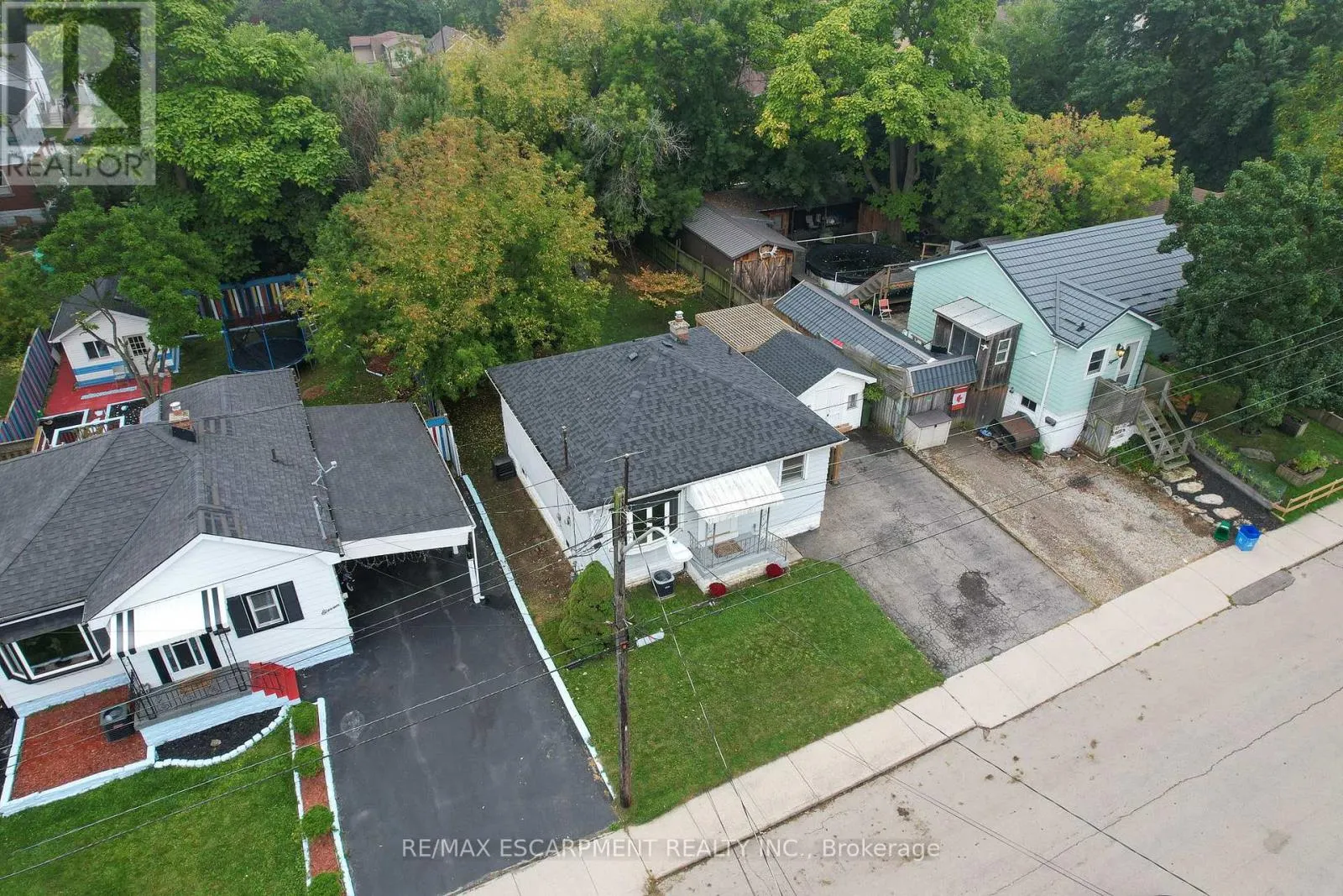 13 DAVID AVENUE