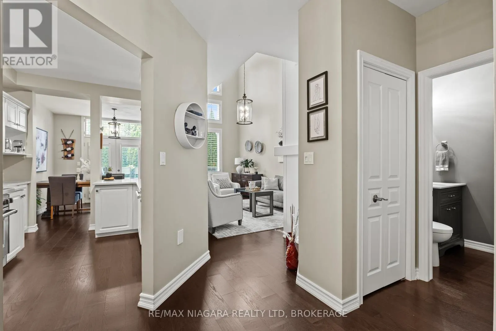 3 - 88 LAKEPORT ROAD, #3