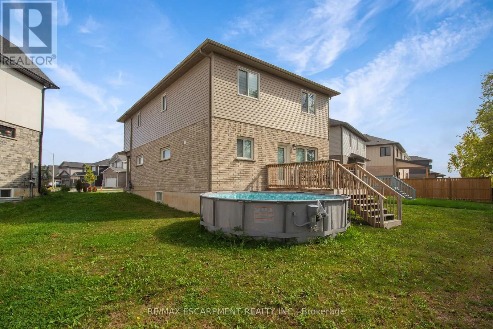 7387 SHERRILEE CRESCENT
