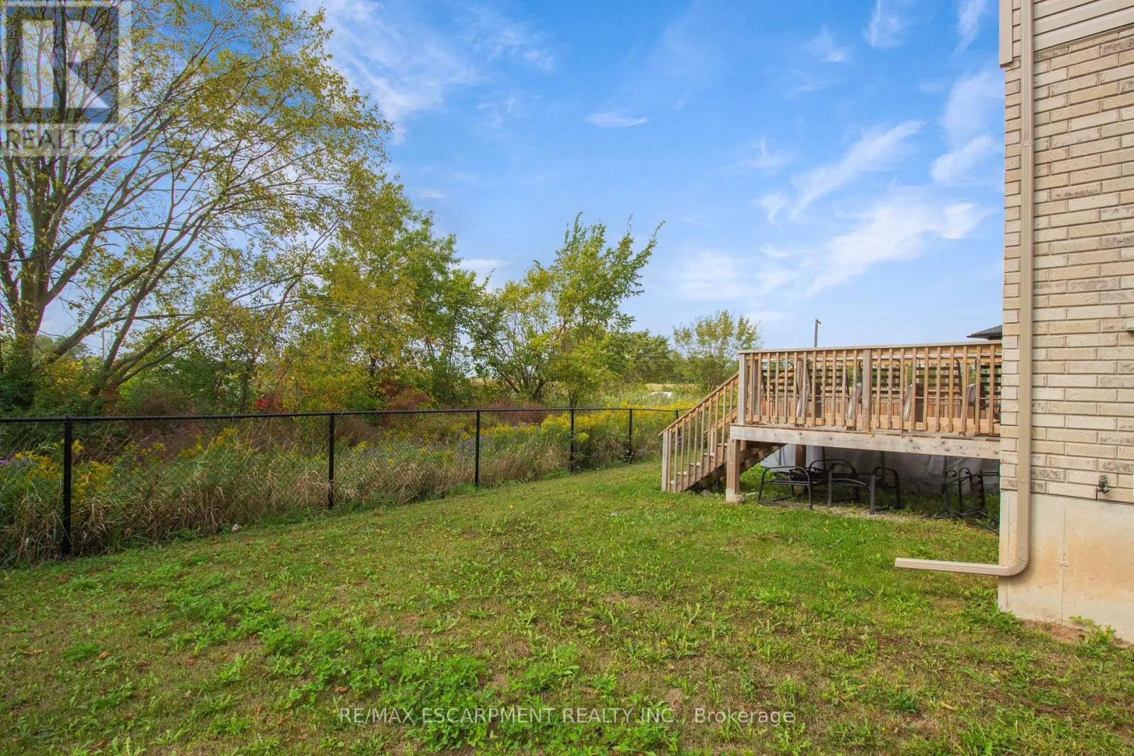 7387 SHERRILEE CRESCENT