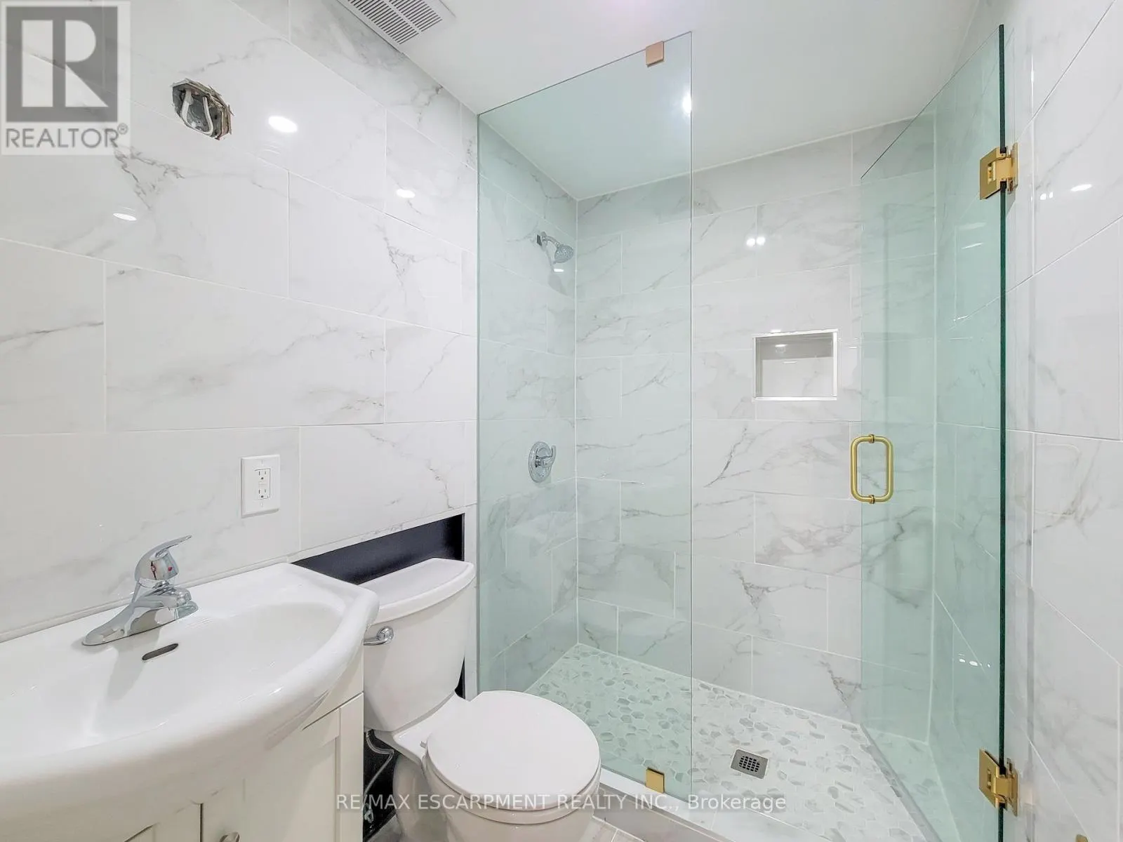 7387 SHERRILEE CRESCENT