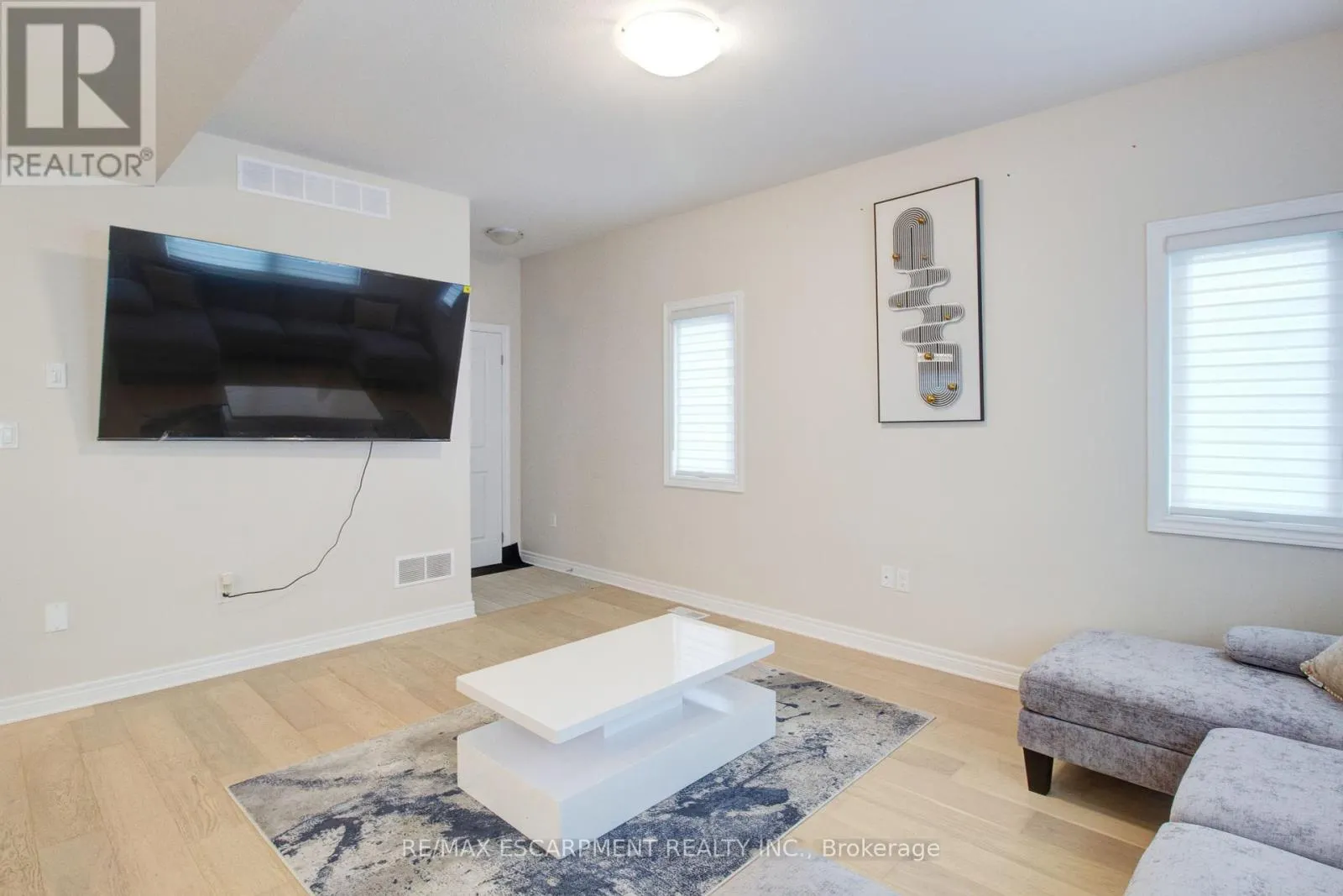 7387 SHERRILEE CRESCENT