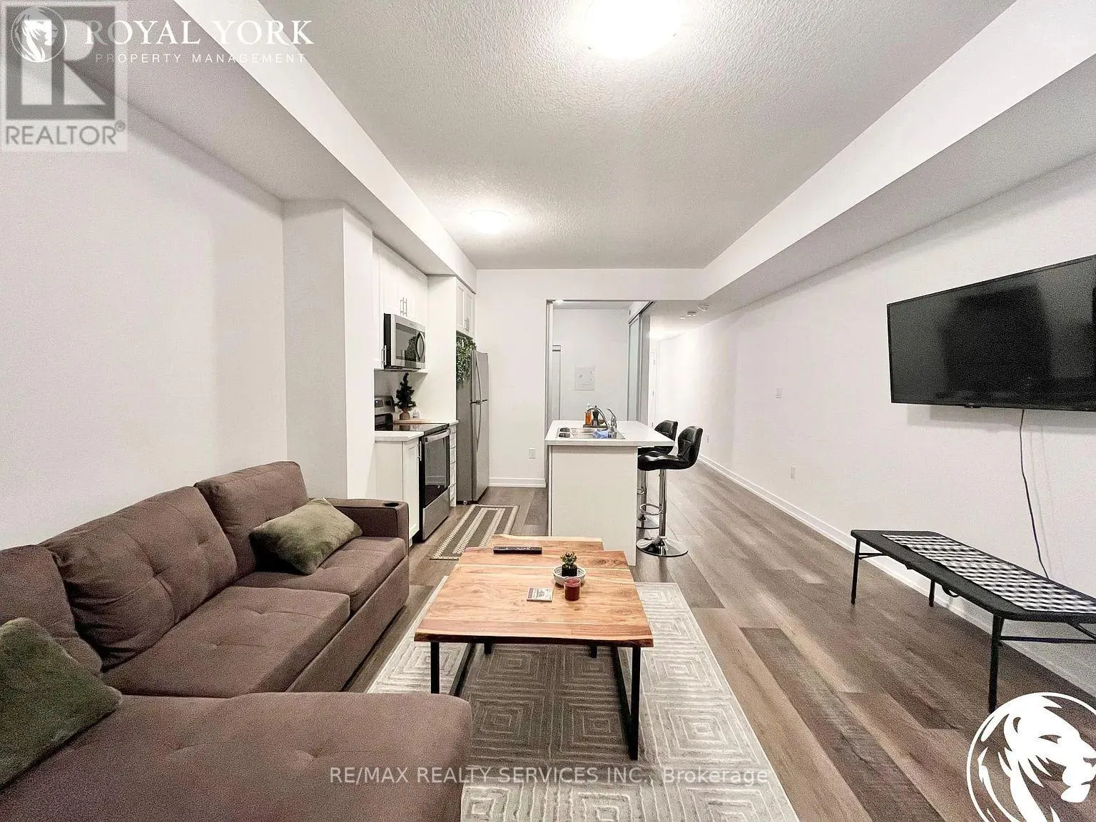 460 DUNDAS STREET