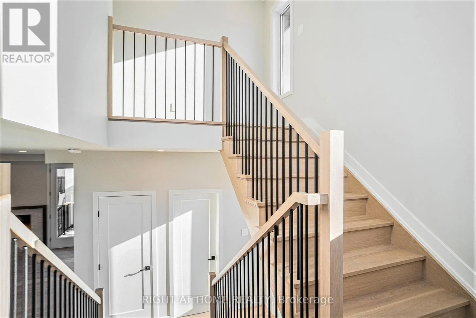 583 CODD'S ROAD N