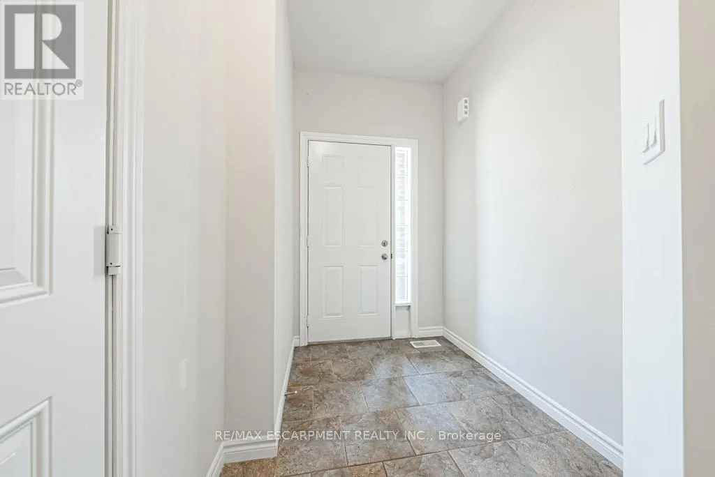 89 MEDICI LANE