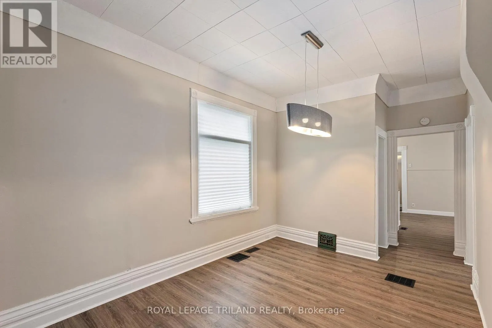 26 KENSINGTON AVENUE