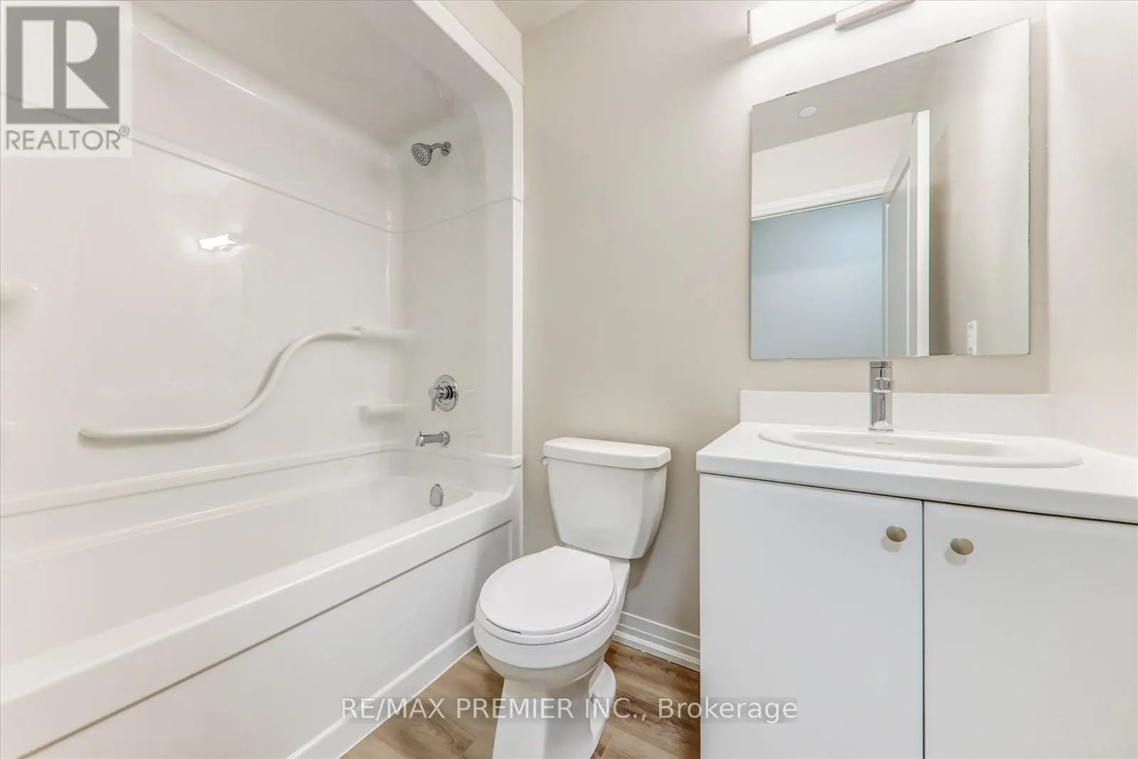LP-17 - 50 HERRICK AVENUE