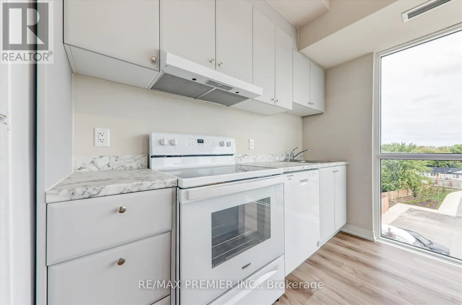 LP-17 - 50 HERRICK AVENUE