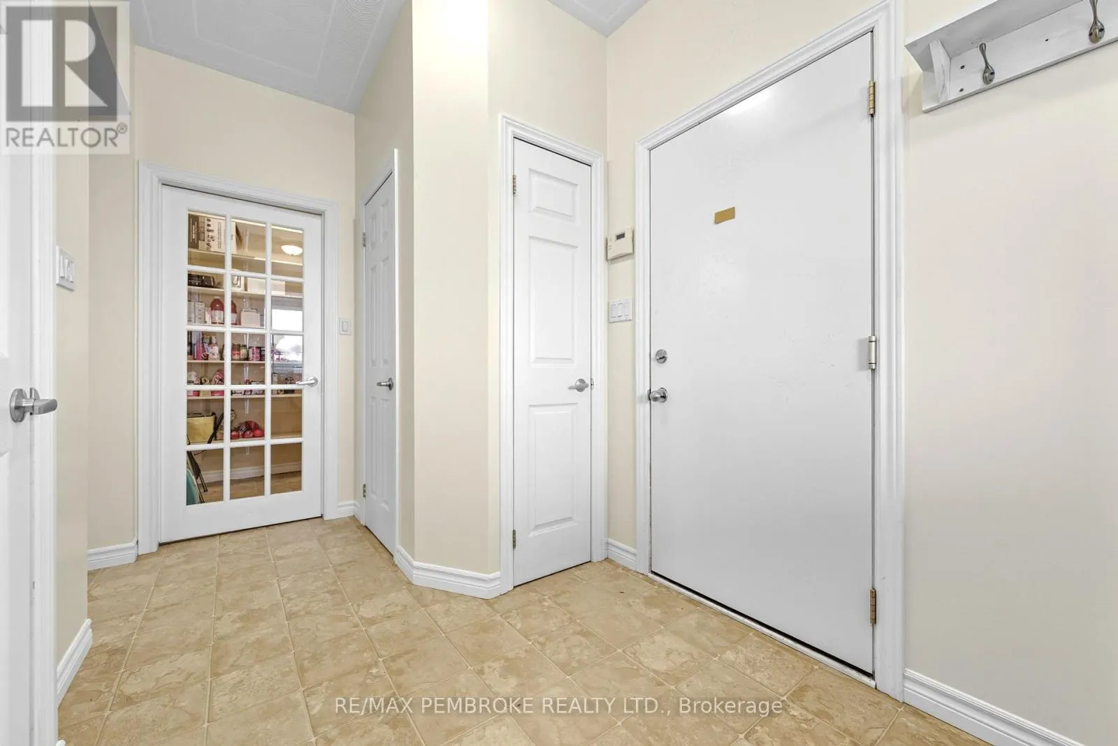 B - 1940 COBDEN ROAD, #b