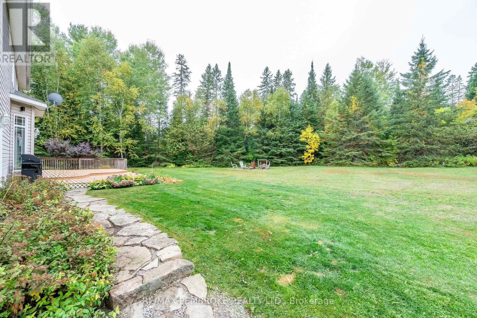 B - 1940 COBDEN ROAD, #b
