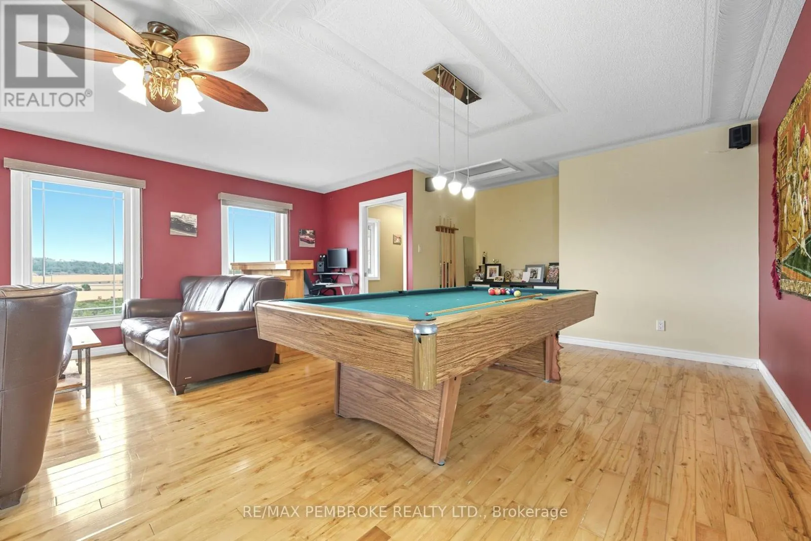 B - 1940 COBDEN ROAD, #b