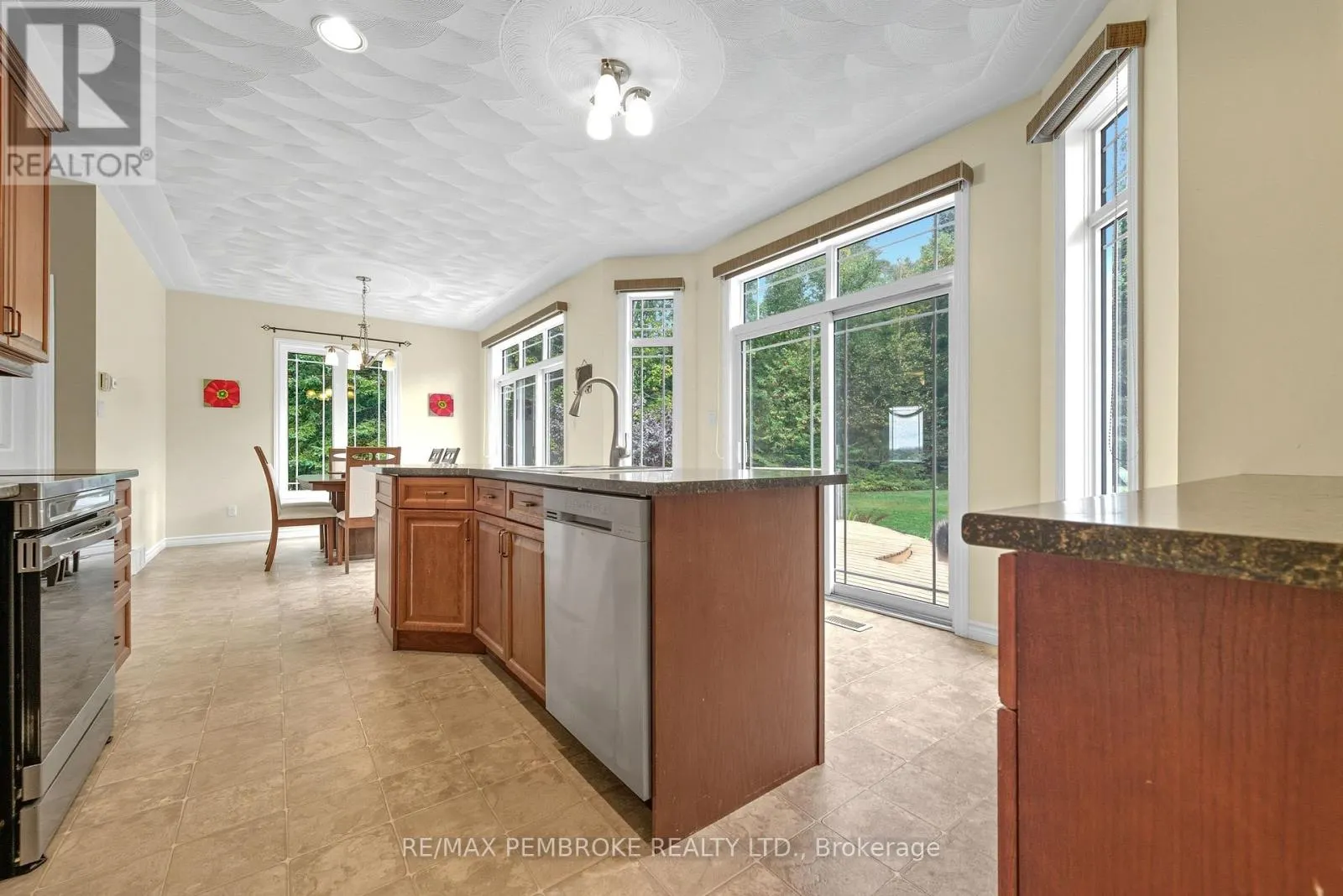 B - 1940 COBDEN ROAD, #b