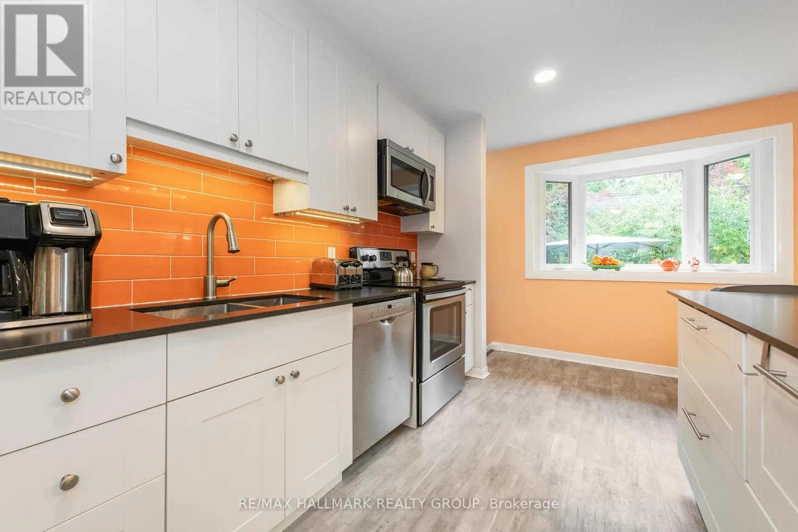 9 NEWBURY AVENUE