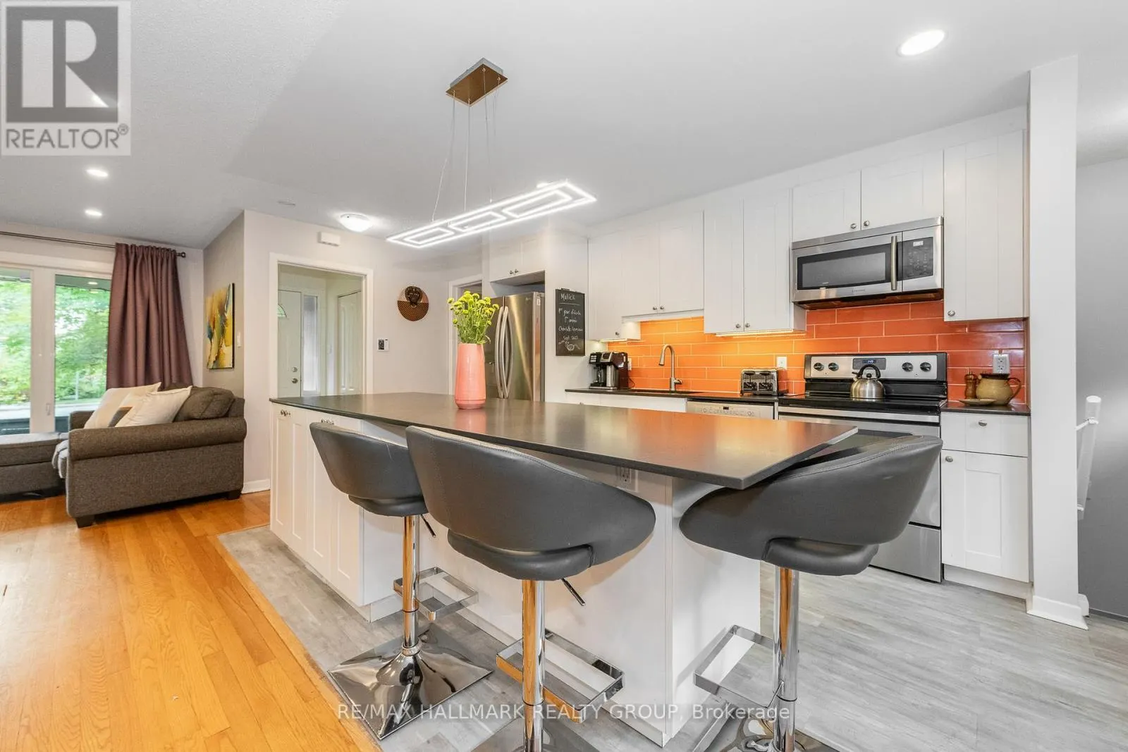9 NEWBURY AVENUE