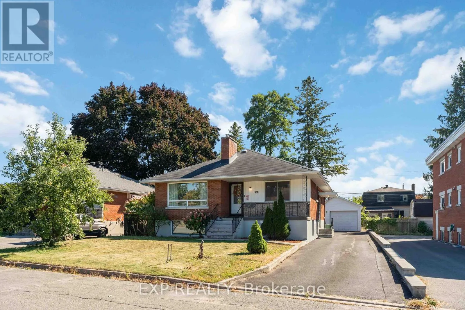 506 VERNON AVENUE