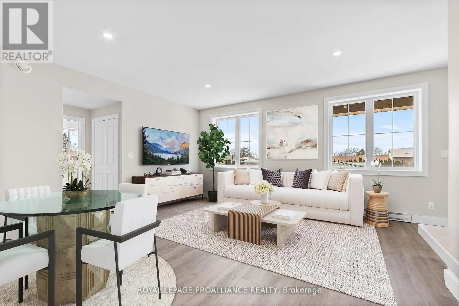 103 - 15 ARTHUR STREET, #103