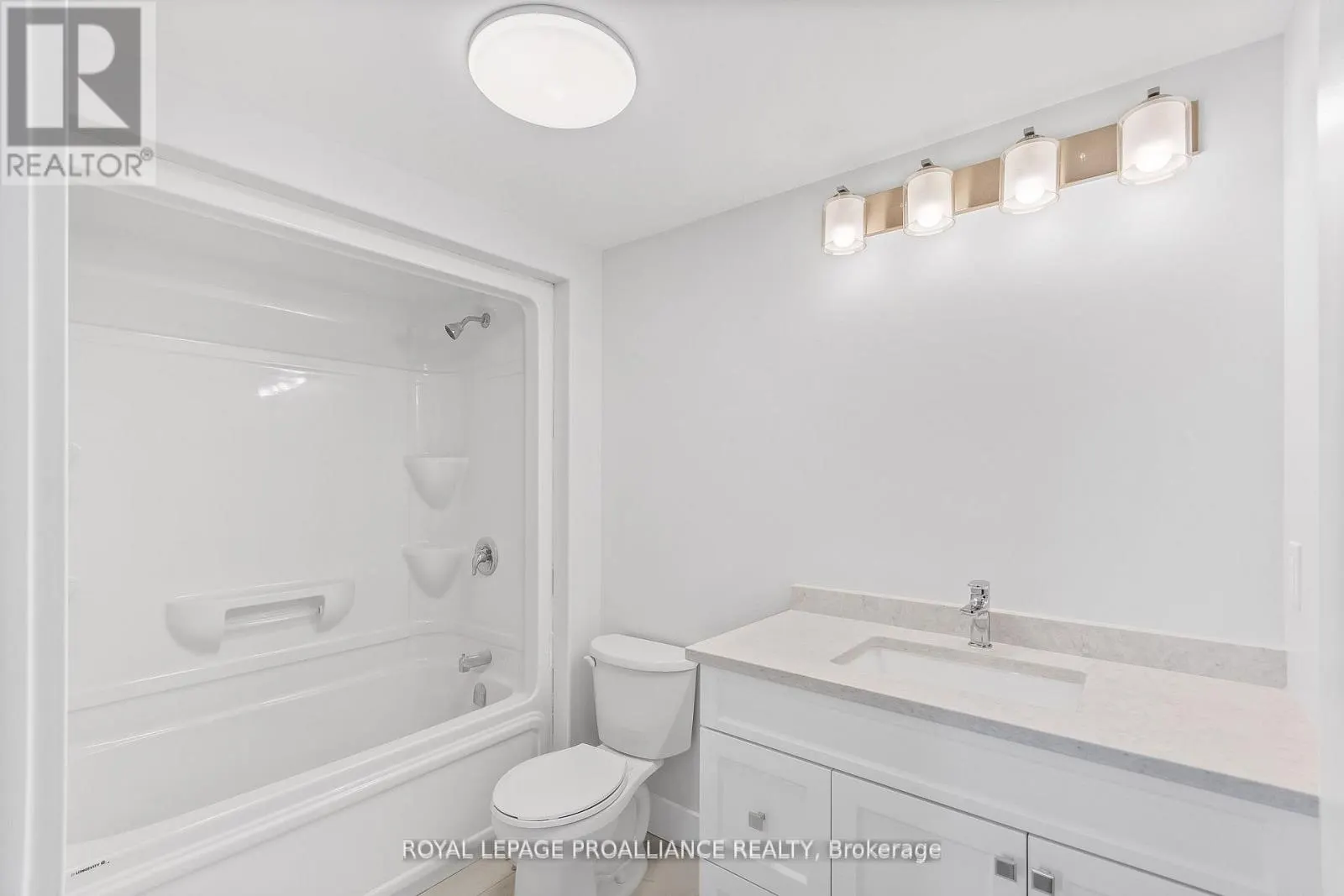 103 - 15 ARTHUR STREET, #103