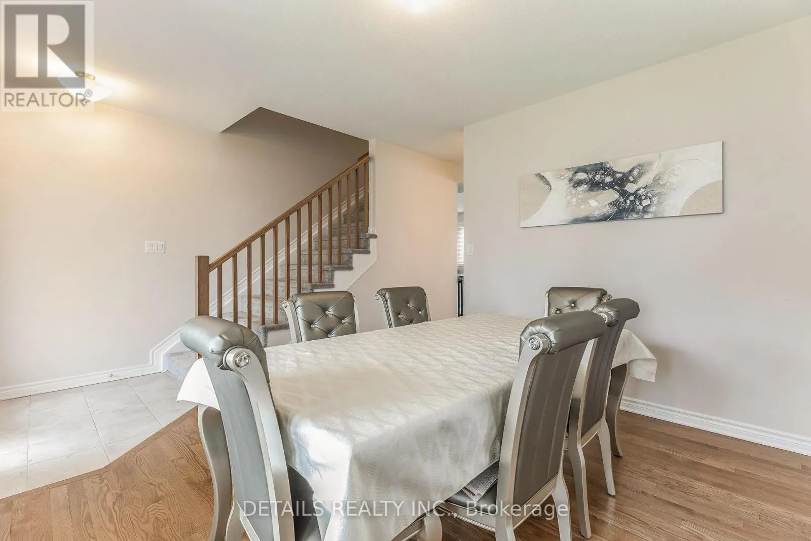 708 VENNECY TERRACE