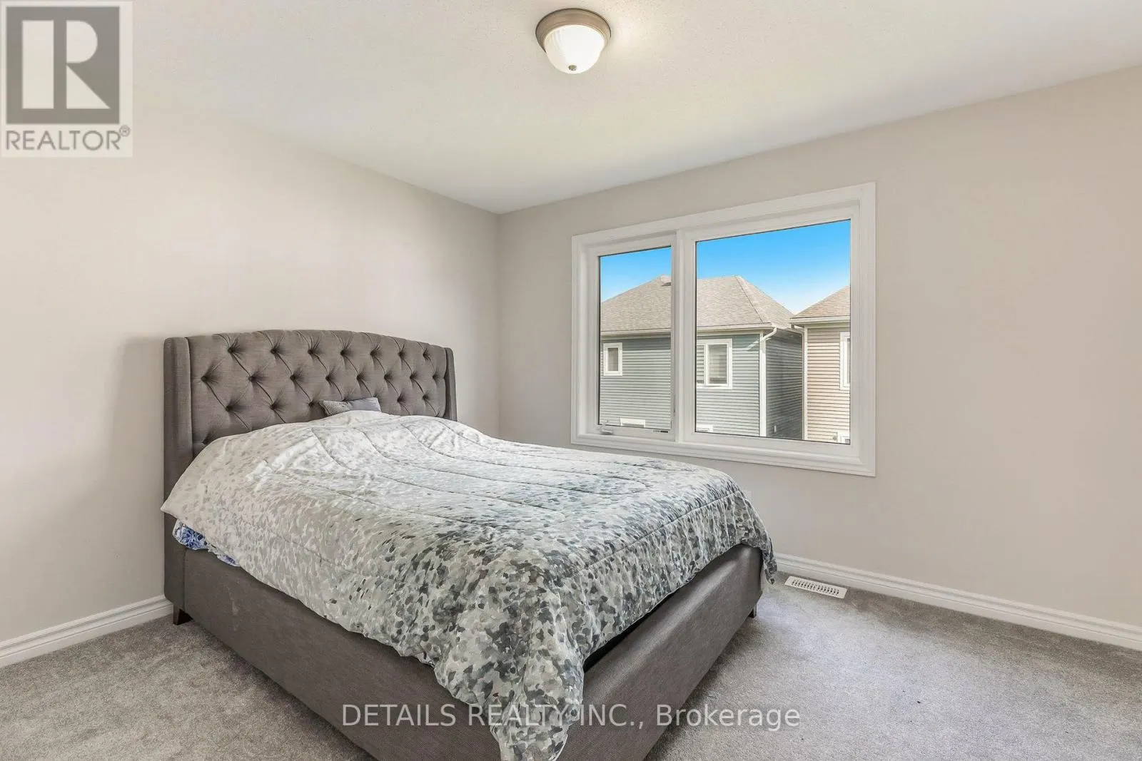 708 VENNECY TERRACE