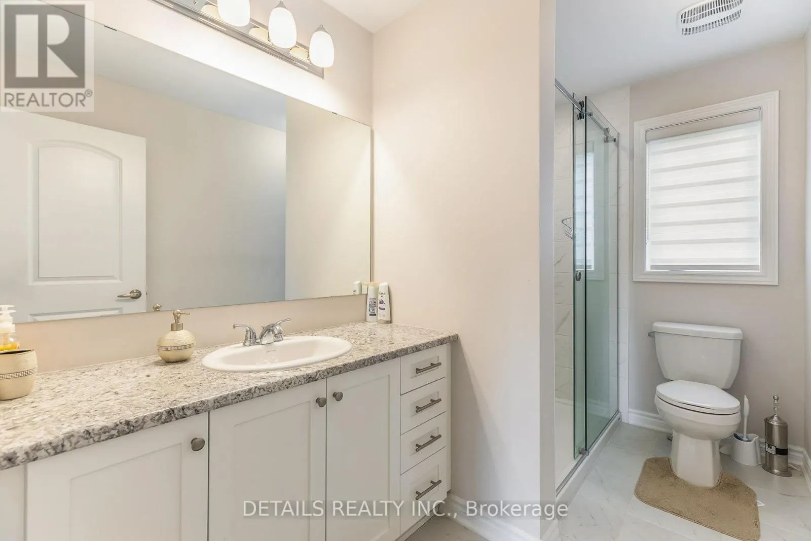 708 VENNECY TERRACE