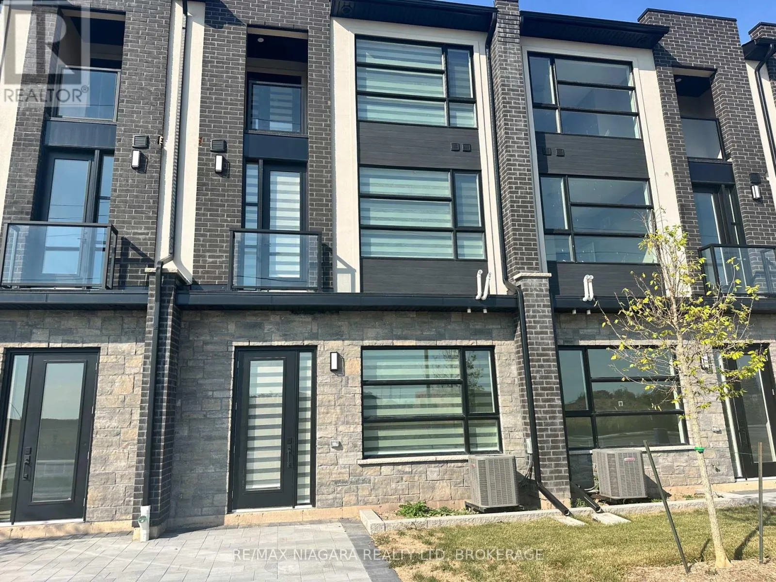 UNIT 4 - 17 KEYSTONE TRAIL, #UNIT 4