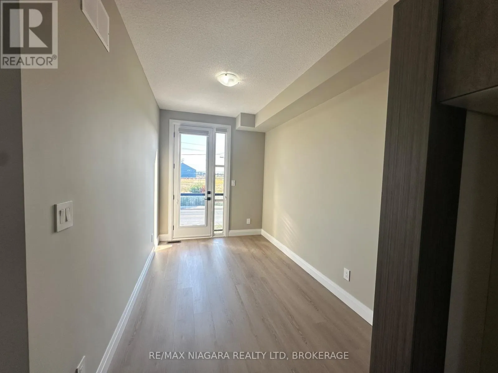 UNIT 4 - 17 KEYSTONE TRAIL, #UNIT 4