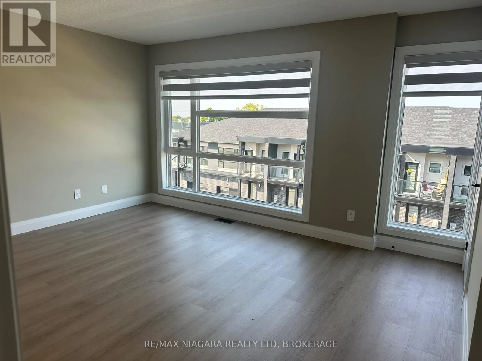 UNIT 4 - 17 KEYSTONE TRAIL, #UNIT 4