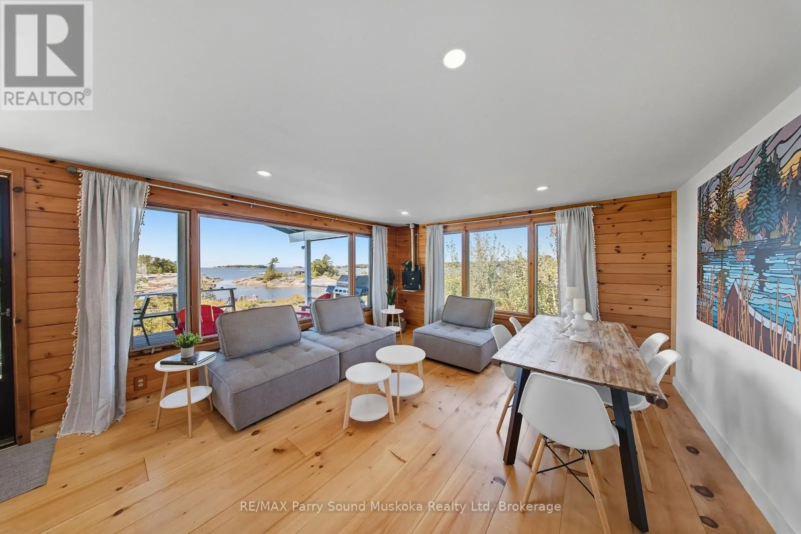 15 FORSYTHS ROAD