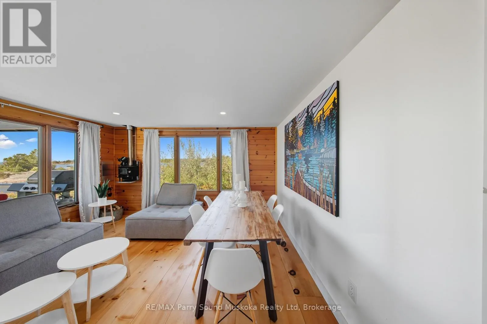 15 FORSYTHS ROAD